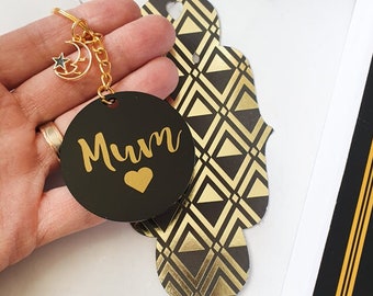 Llavero para mamá, regalo para el día de la madre, regalo para mamá, llavero de acrílico, llavero con letras, regalo de cumpleaños para ella, llavero personalizado para mamá