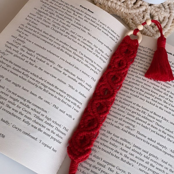 Macrame Bookmark Available In 10 Colours | Booklover Gift Idea | Birthday Gift | Gift For Her | Red Bookmark | Accessories | Cotton Present