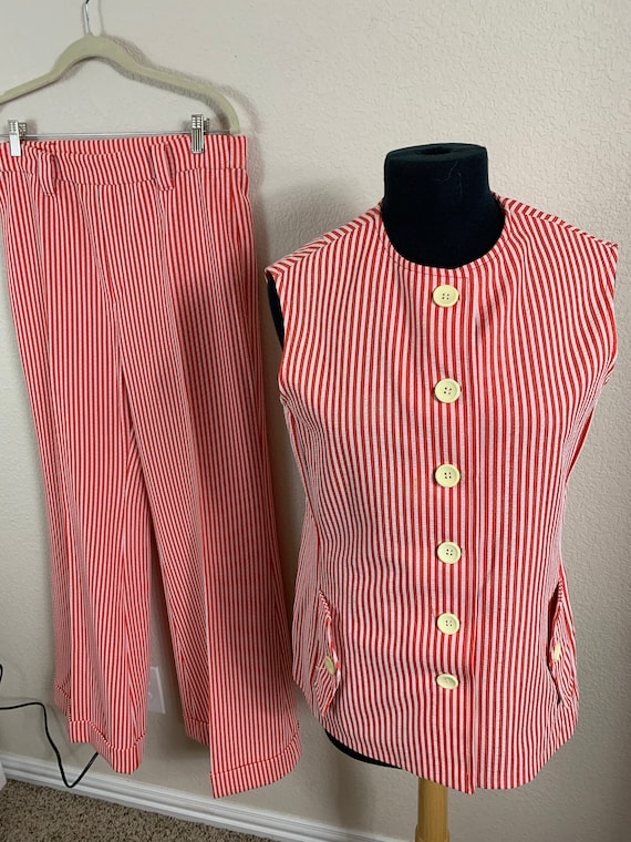 Groovy Vintage 70s Red & White Striped Set - image 1
