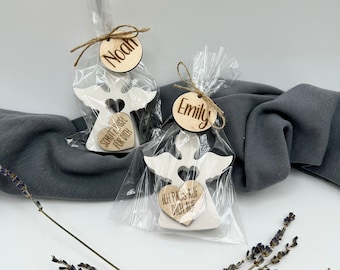 Gepersonaliseerde beschermengel met naam - houten beschermengelhanger - doop - communie - vormsel - kleine beschermengel