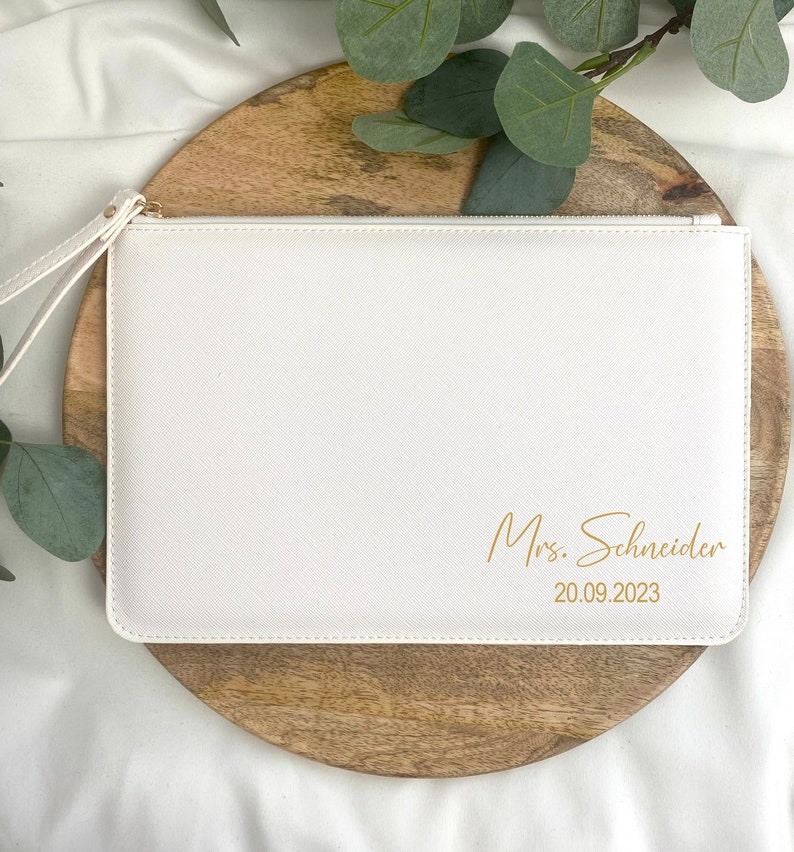 Personalisierte Brauttasche Clutch Tasche Täschchen Geschenk für die Braut Kunstleder Lederlook Tasche Hochzeit Bild 1