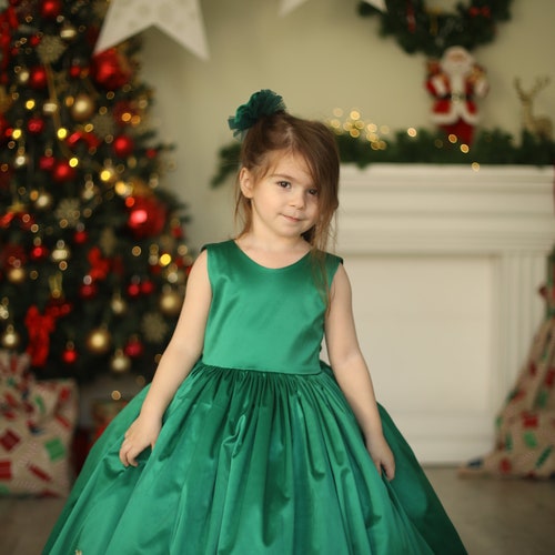 green christmas dress 5t Hanna Andersson Girls Dress Green Velvet Tiered Holiday Christmas Size 110 5