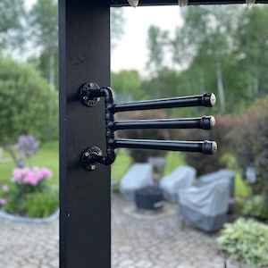 Towel rack