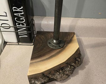 Paper towel holder