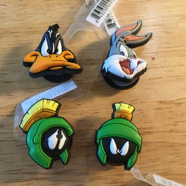 Authentic Jibbitz Shoe Charm - Daffy Duck Bugs Bunny Marvin the Martian Looney Tunes - fits Croc Shoe Holes