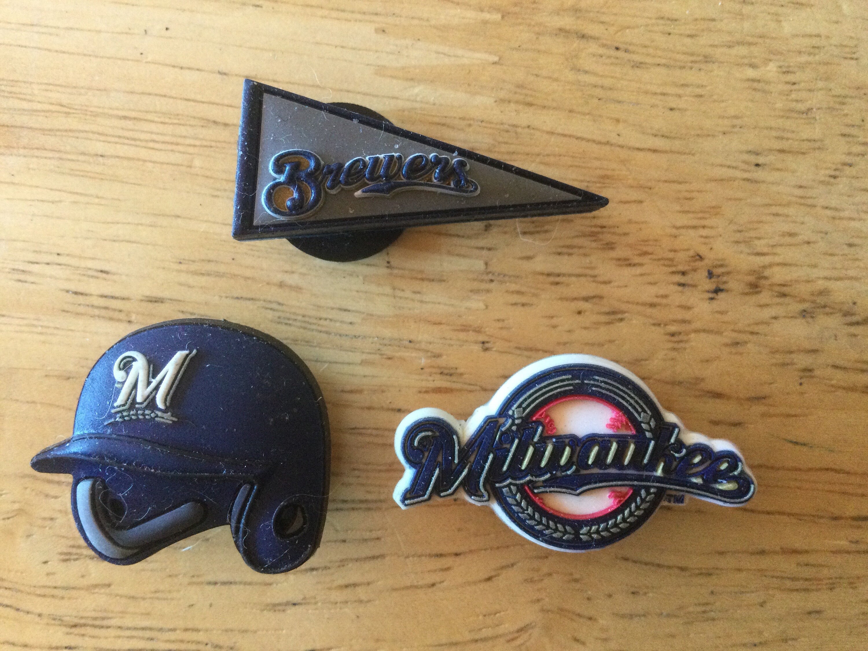 Set Di 2 Croc Charms Milwaukee Per Scarpe - Accessori Originali 3D Per Bambini