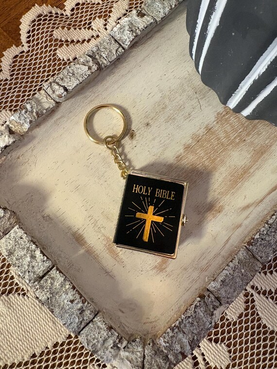 Mini Holy Bible Key Chain; Mini Scripture Keychai… - image 3