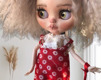 Bambola personalizzata Blythe OOAK con capelli in mohair