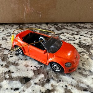 Matchbox 2019 VW Volkswagen Beetle ORANGE Christmas tree ornament