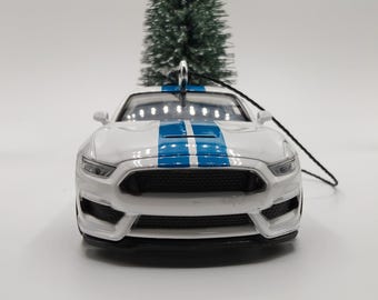 Ford Shelby GT350 Big Car White Diecast Metal Ornament (5")