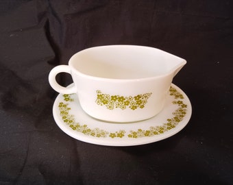 Vintage Pyrex/Corning Spring Blossom Glass Gravy Boat & Under Plate, Crazy Daisy #77-B