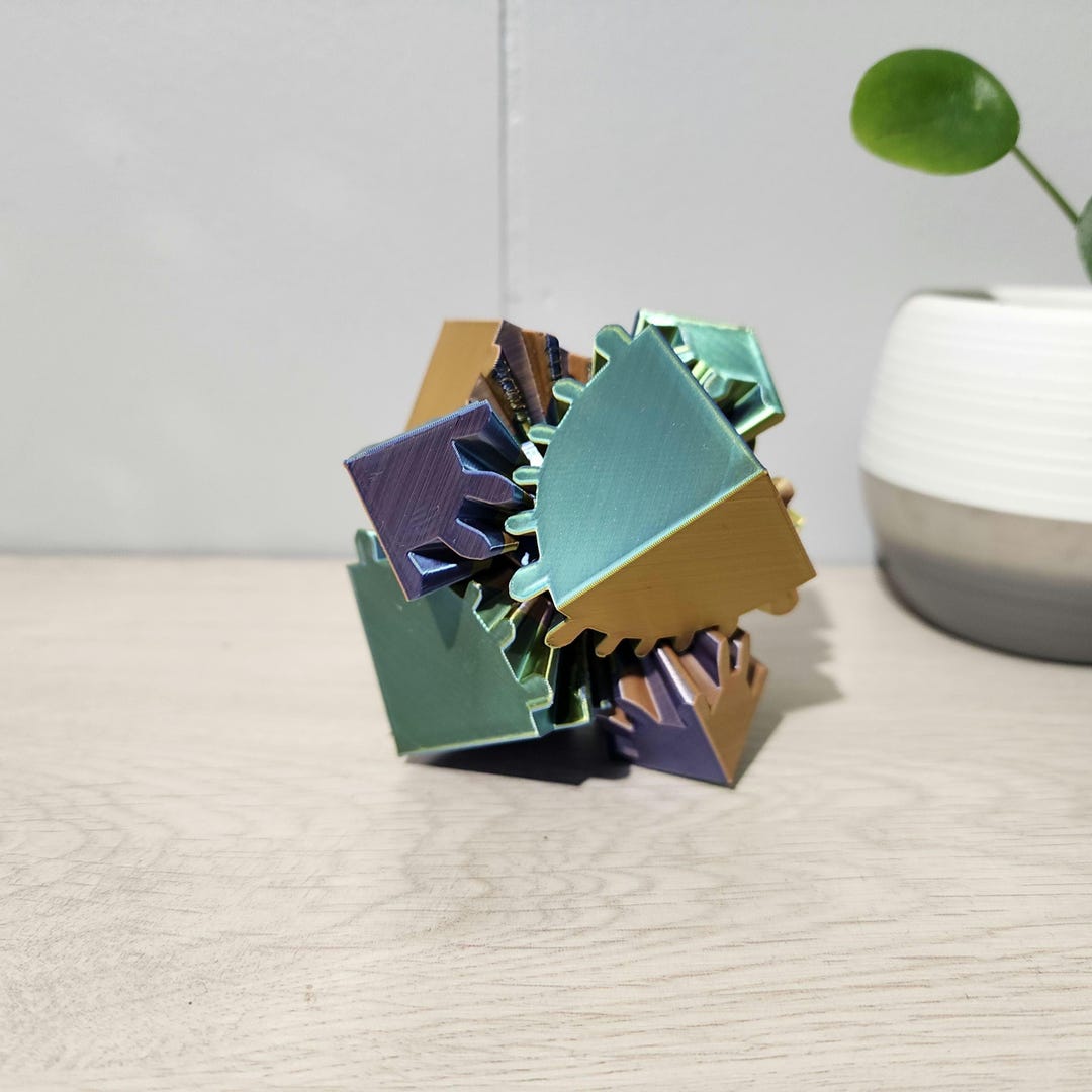 Fidget Gear Cube | Quiet Desk Toy | Stress Relief - Etsy