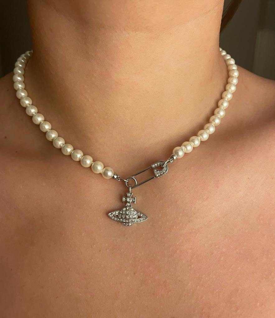 Vivienne westwood lucrece necklace deals
