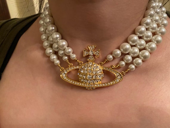 Collier ras de cou doré à trois perles Vivienne Westwood -  France