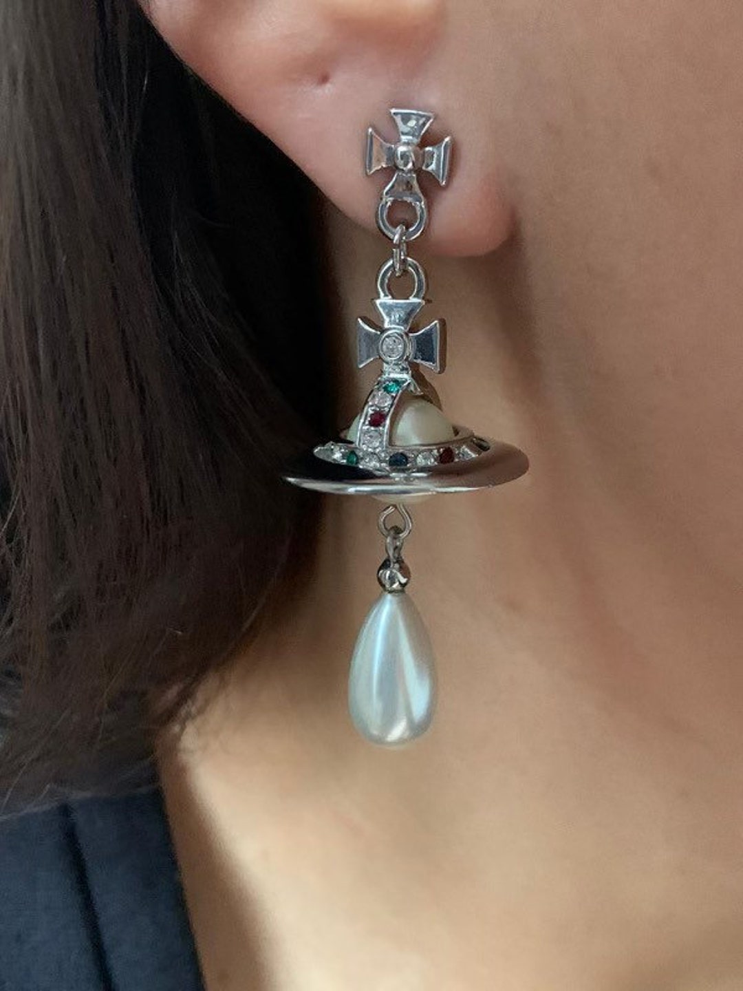 15 mm pearl New In Box Vivienne Westwood Silver Pearl Orb drop Earrings - Etsy 日本 15 mm pearl New In Box Vivienne Westwood Silver Pearl Orb drop Earrings - Etsy 日本