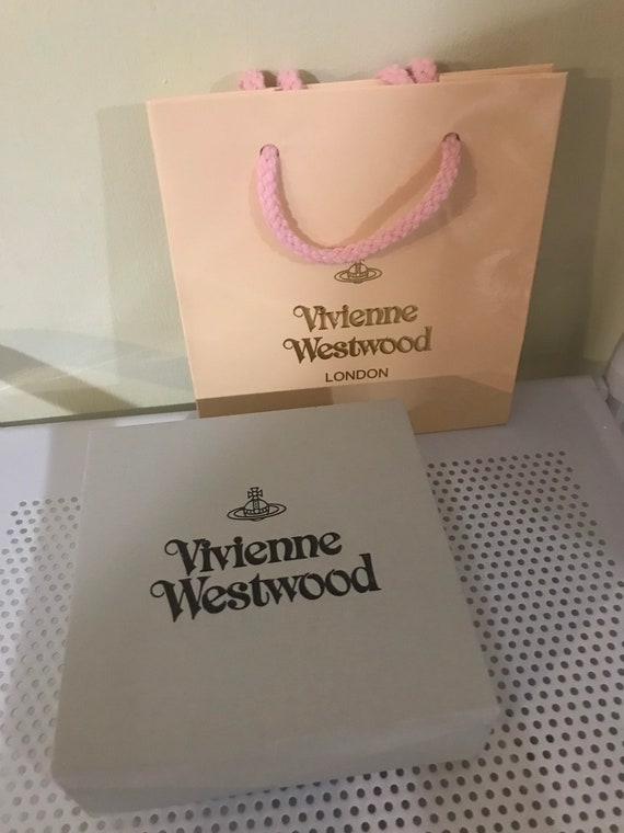 New In Box Vivienne Westwood gold Pearl Choker Ne… - image 10