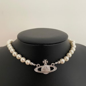 ★Vivienne Westwood★ Mini Pearl Bas Relief Necklace Silver 20877168_50876275_600.jpg