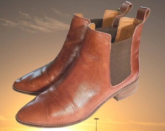 Alternatives Italy Chelsea Ankle Boots 