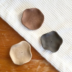 Ceramic Incense Holder - Minimalist Wavy Edges - Small Batch Handmade Ceramic