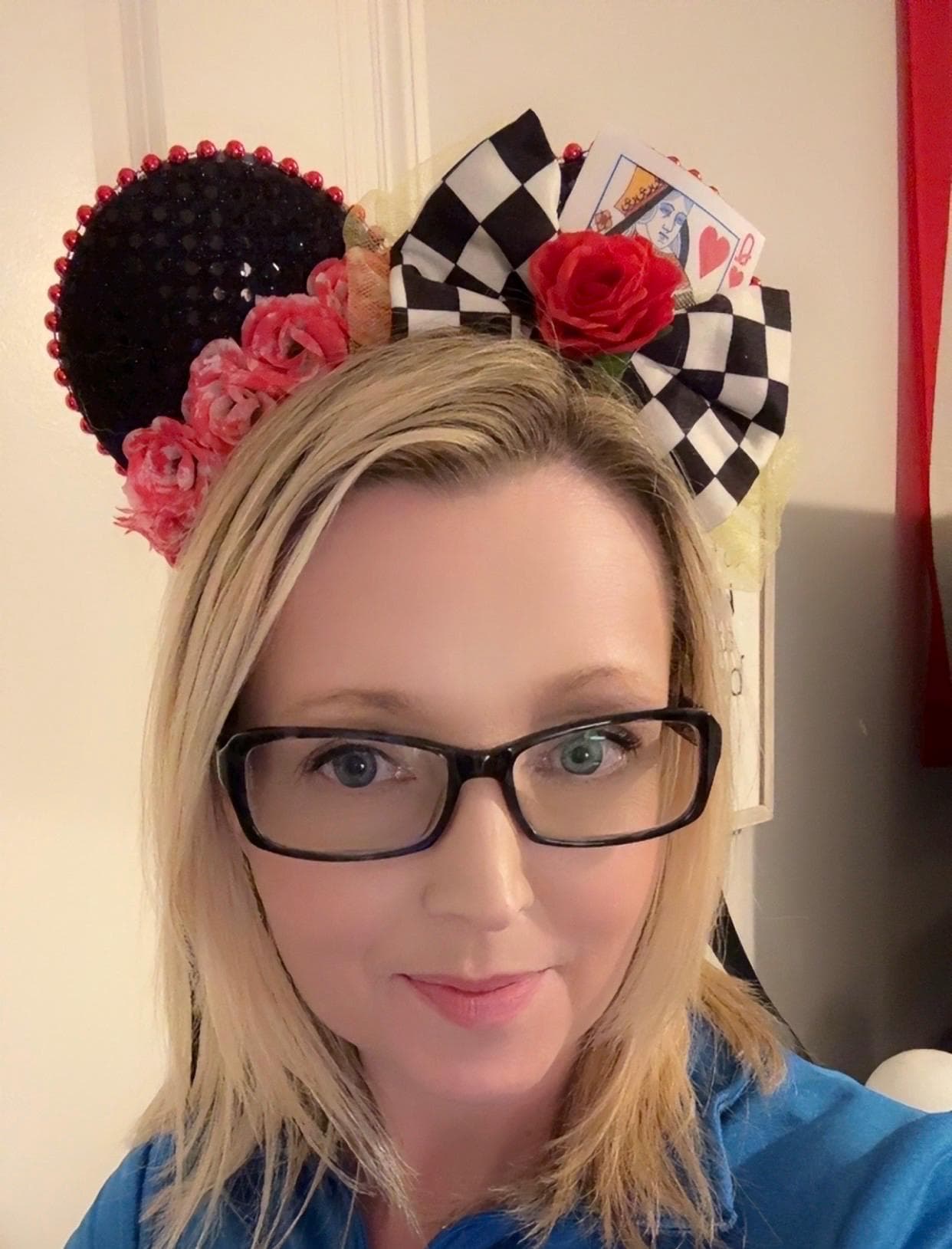 Unique Handmade Minnie Mouse Ears Queen of Hearts Insp Alice in Wonderland Sequi maxresdefault.jpg main image 4