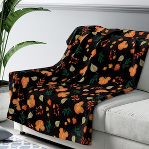 Disney Pumpkin Blanket, Hidden Mickey, Throw Blanket, Disney Bedding, Disney Thanksgiving, Disney Gift, Couch, Fall, Halloween, Autumn