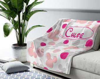 Disney Polka Dots Blanket, Disney Sherpa Fleece Blanket, Disney Couch Blanket, Minnie Mouse Throw Blanket, Disney Home Decor, Disney Living