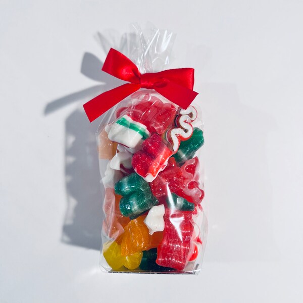 8oz. Ribbon Candy: Traditional Holiday Sweets