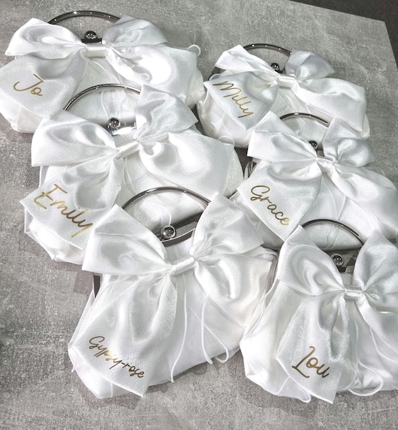Bride bag/Bride clutch bag/Bridal bag/Hen do bag/Personalised Mrs bag/Honeymoon bag/Wedding clutch bag/Satin bow bag/Bride gift/Wedding bag