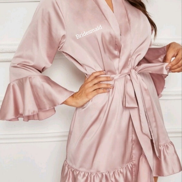 Bridesmaids pink satin robe/Ruffle robe/Personalised robe/Bride robe/Bridal robe/Wedding day robes/Bridesmaids pjs/Bridesmaids gifts