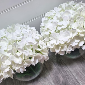 Hydrangea glass fishbowl vase/Centerpiece/Flower arrangement/Faux flowers/Home decor/Artificial flowers/Mother's Day gift/New home gift immagine 3