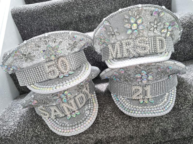 Bride embellished sailor hat/Bride captain hat/Hen do hat/Bridal hat/Bride boat hat/Wedding hat/Bridal hat/Personalised Bride hat/Mrs hat afbeelding 4
