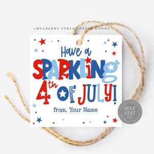 Etichetta regalo stampabile per il 4 luglio, download immediato. Ottieni un'etichetta regalo scintillante per il 4 luglio, download digitale, modello Canva quadrato per il 4 luglio.