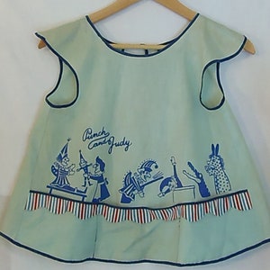 Vintage Punch y Judy Child Size Delantal Babero w / 3 Bolsillos Corbatas en la Espalda Raras Antiguas Italianas Inglés Títeres Retro Coleccionable