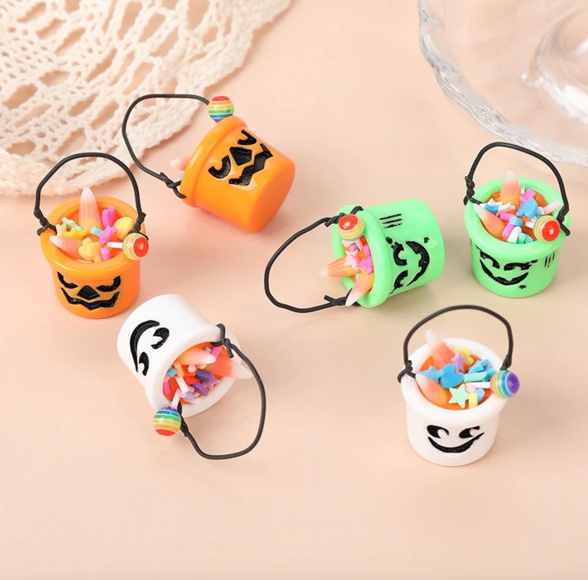 3D Candy Bucket Halloween Resin Charm or Earrings  | Trick or Treat | Candy Bag | Basket Stud | DIY Making Jewelry | Ref: P486