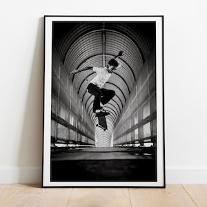 Skateboard Ollie North Poster Black and White Print Skateboard Wall Art Poster Dorm Decor Boy Skateboarding Art