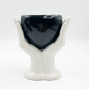 70s empty hand pocket in black and white ceramic 70s