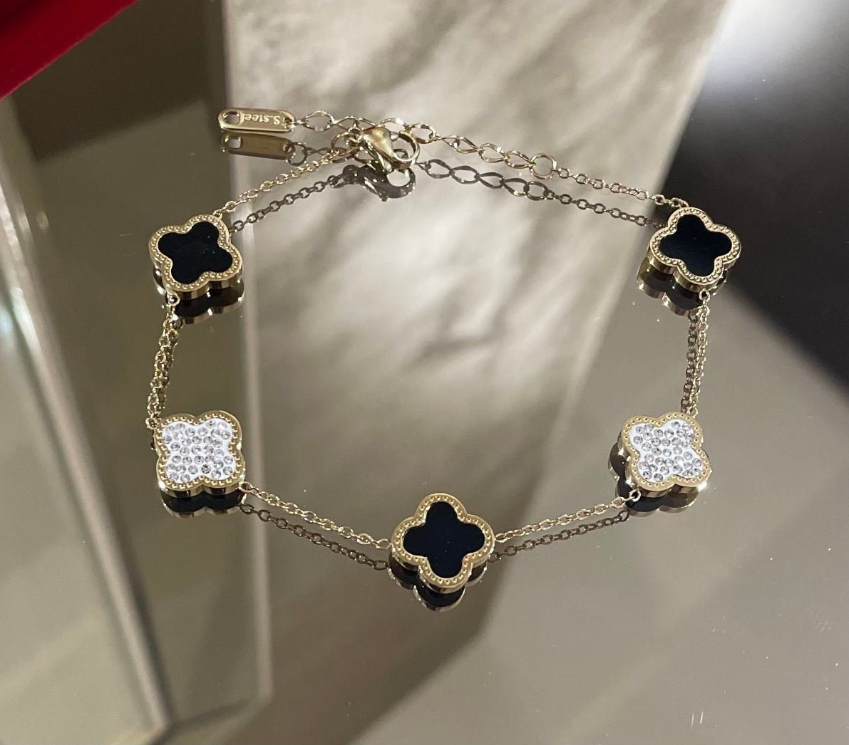 Bracelet en cristal noir plaqué or à cinq trèfles bracelet en -  France
