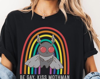 LGBTQ Mothman Comfort Colors Shirt, Be Gay Kiss Mothman Tee, Queer Cryptid T-Shirt, LGBT Cryptidcore Gift, Rainbow Cryptozoology Merch