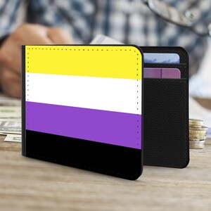 Cartera con bandera no binaria; Cartera portatarjetas de piel sintética vegana Enby Pride; Cartera delgada plegable con orgullo LGBTQ no binario