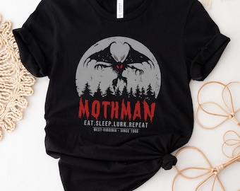 Mothman Shirt, Cryptid Folklore T-Shirt, Mythology Legend Cryptozoology Tshirt, Cryptidcore Gift For Dark Horror Goth Lover, Weirdcore Gift