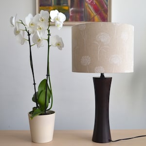 Paralume rotondo in tessuto beige con motivo floreale di tarassaco, lampada da tavolo con stampa floreale, lampada a sospensione, paralume in tessuto, lampadario in tessuto con motivo floreale