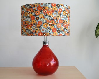 Retro-Lampenschirm aus Baumwollstoff mit mehrfarbigen orangefarbenen Blumen, Tischlampe mit Retro-Blumenstoffdruck, Aufhängung, Leuchte, Aufhängung