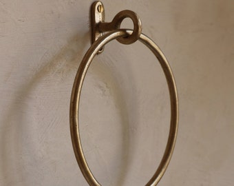 Antique Brass Wall Mounted Towel Ring Holder Rack Bathroom Accessories eba130 Antique Brass Wall Mounted Towel Ring Holder Rack Bathroom Accessories eba130