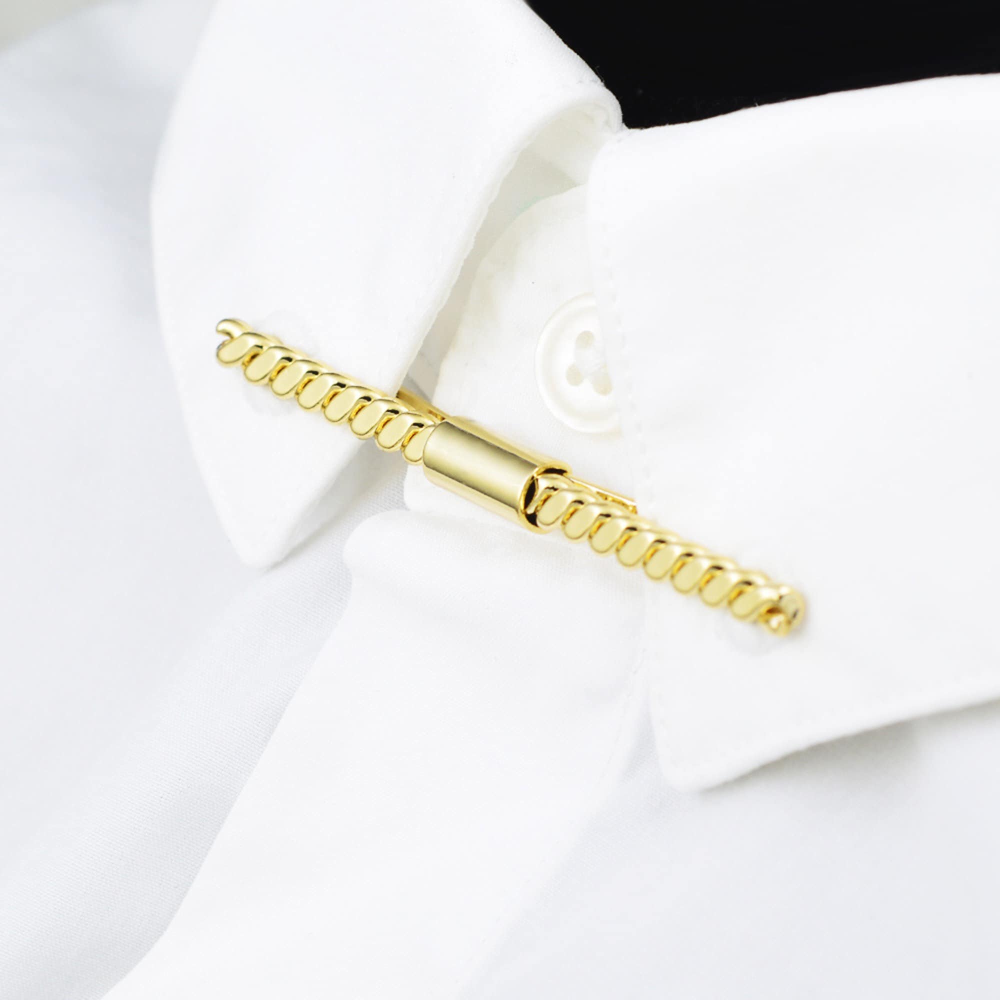 collar bar shirt with tie
