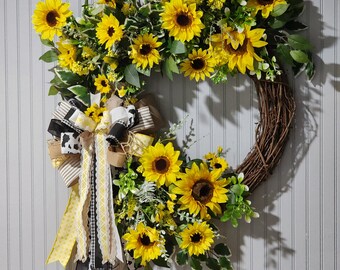 Sunflower Decor for Your Home, Front Door Decor, Barn Door Decoration, Summertime Everyday Yellow Floral Wreath, New Home Floral Wreath.