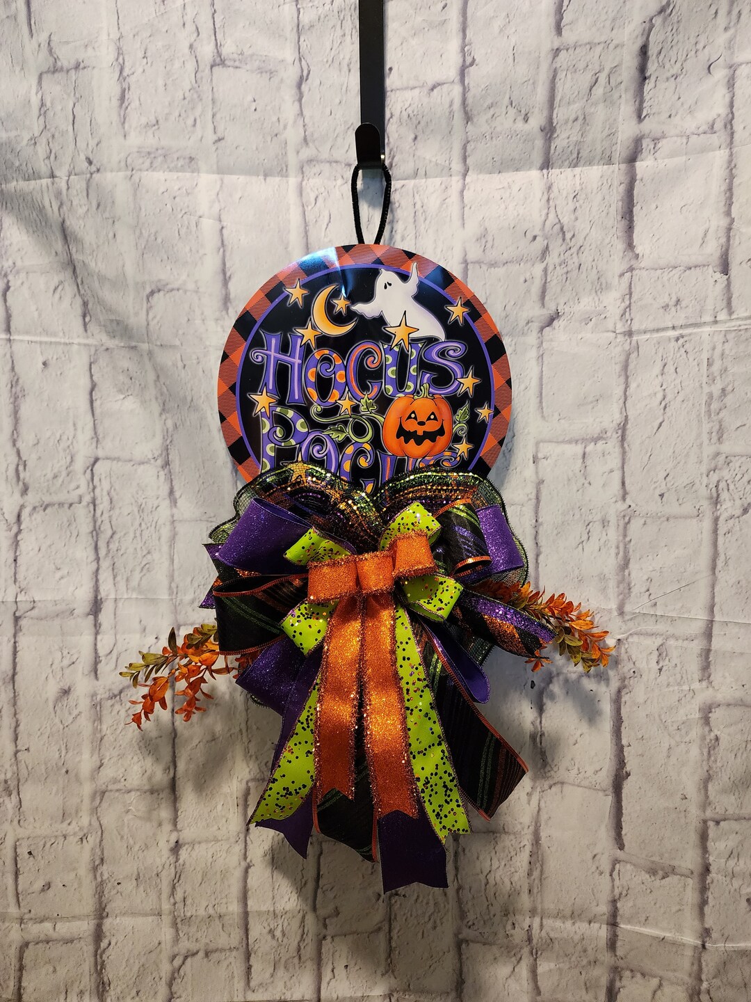 Hocus Pocus Halloween Door Hanger, Buffalo Check, Floating Ghost - Etsy
