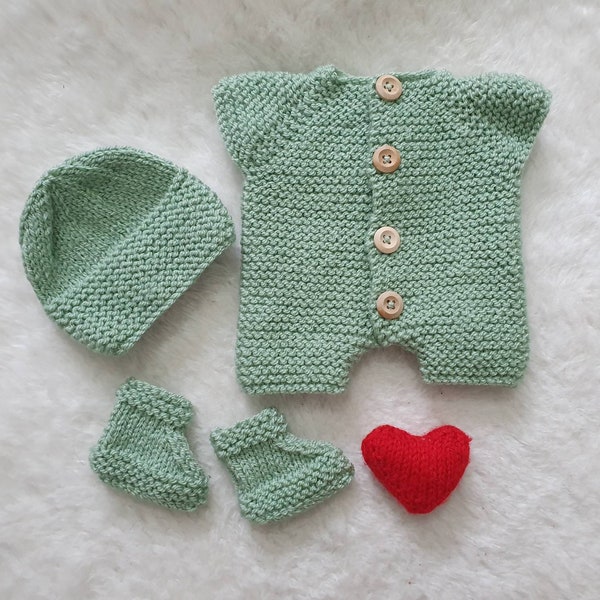 Handmade Knitted Preemie/ Premature Baby Giftset - Romper, booties and hat - Green