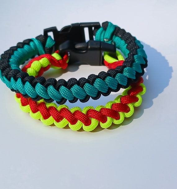 Pineapple knot paracord bracelet - Paracord guild
