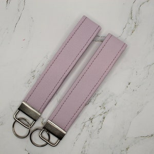 Llavero de tela lila Wristlet / Llavero / Cordón / Accesorio