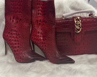 Cranberry heel boot with matching handbag size 10 US